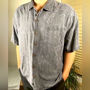 Jamaica Jaxx Men’s Grey Silk Hawaiian Button Up Shirt XXL